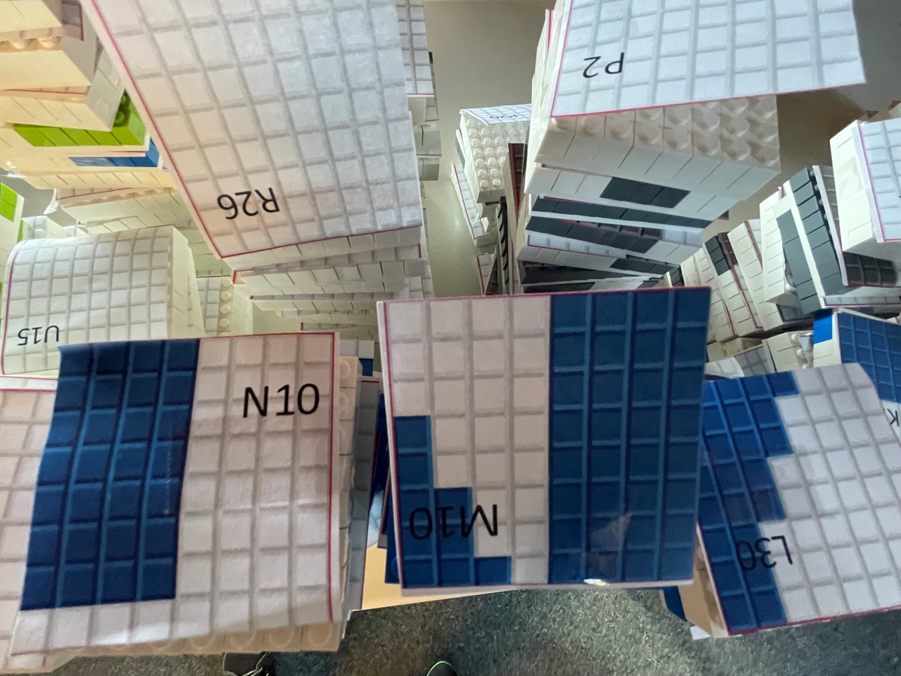 Mehr als 80.000 Legosteine