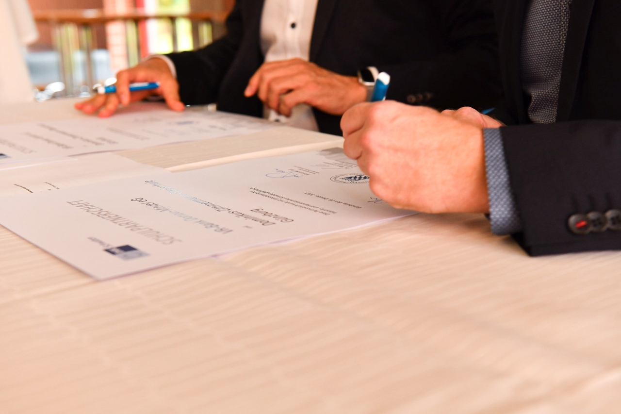 Neue Schulpartnerschaft mit der VR-Bank Donau-Mindel