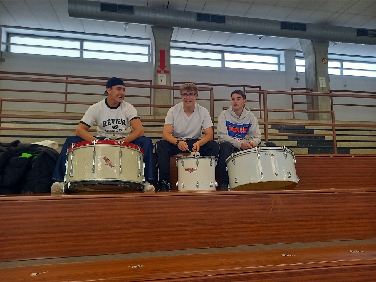 Erfolgreicher Einzug ins Bezirksfinale für die Handballmannschaft der Dominikus-Zimmermann-Realschule