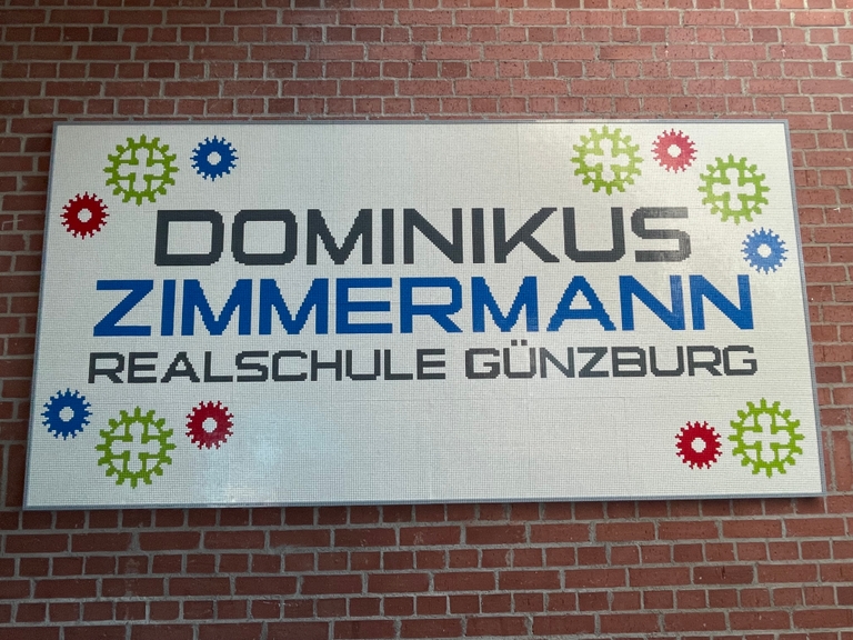 Mehr als 80.000 Legosteine