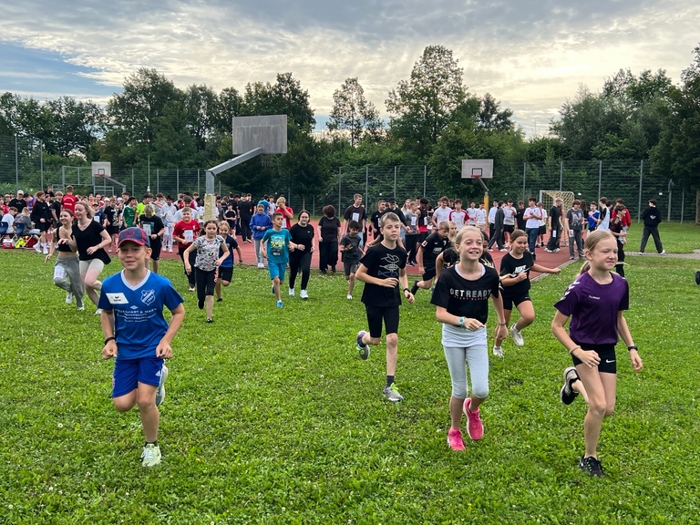 Erfolgreicher Sponsorenlauf für die Hochwasserhilfe Günzburg am 12. Juli 2024