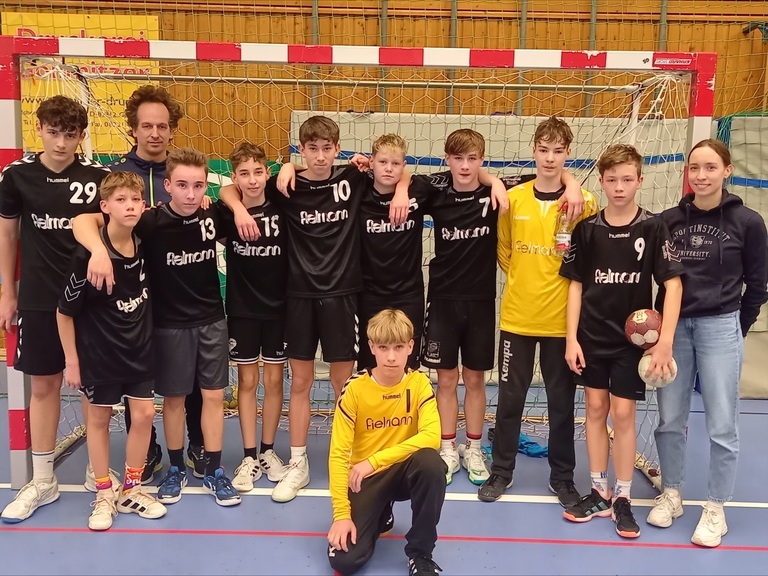 Erfolgreicher Einzug ins Bezirksfinale für die Handballmannschaft der Dominikus-Zimmermann-Realschule